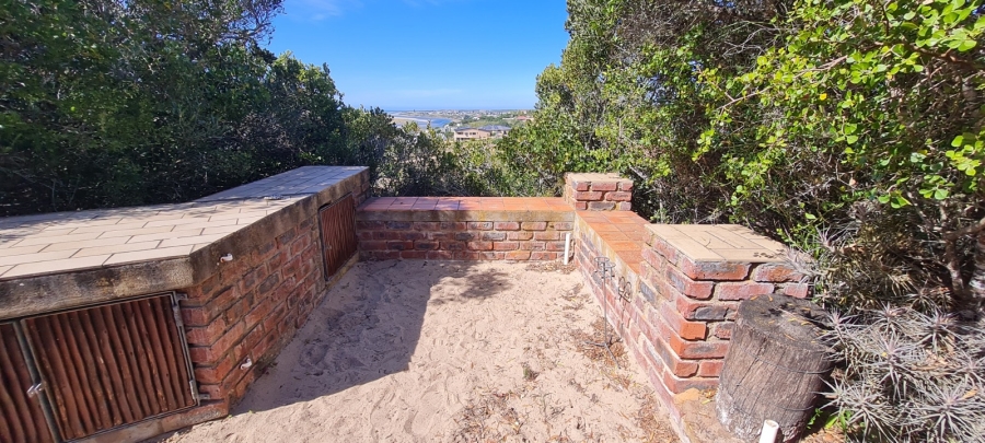 3 Bedroom Property for Sale in Stilbaai Wes Western Cape